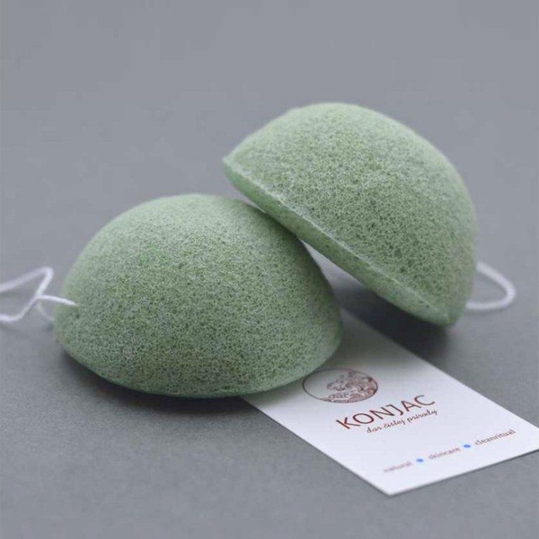 MANZANA s.r.o. KONJAC Zelená konjac obličejová půlkulatá houbička se zeleným čajem - 