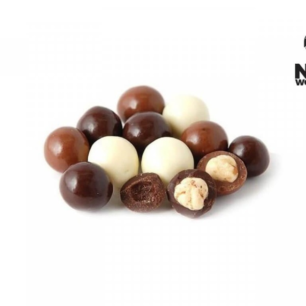 Lískové ořechy 100g tříbarevné - plné železa. Skrytý poklad pro zdraví vašich dětí - 