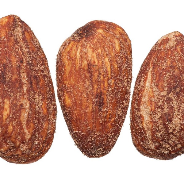 Příběh uzených mandlí 1 kg. Plody co překročily hranice kuchyně - 